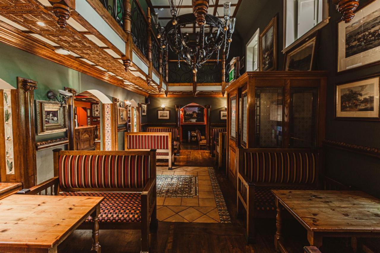 Hamlet Court Hotel Johnstown Bridge 외부 사진