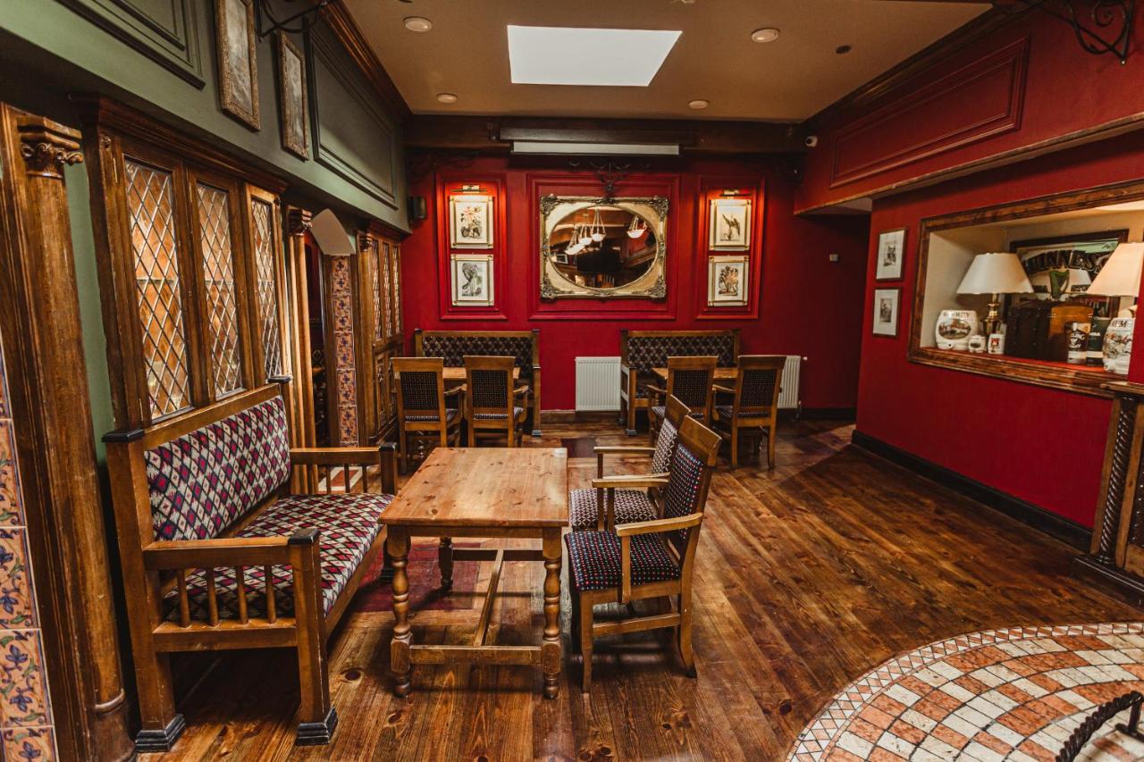 Hamlet Court Hotel Johnstown Bridge 외부 사진